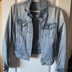 TALULA Aritzia Cropped Jean Jacket